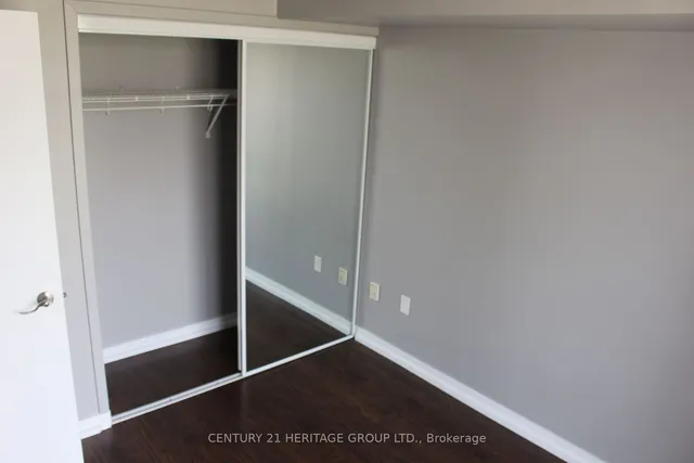 Additional image 10 of 15 Fort York Blvd Unit 1802