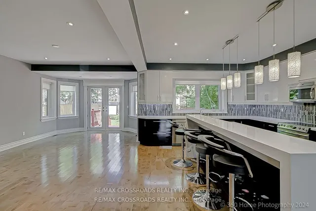 Additional image 12 of 3043 Weston Rd