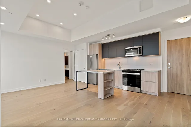 Additional image 9 of 3100 Keele St Unit 1201