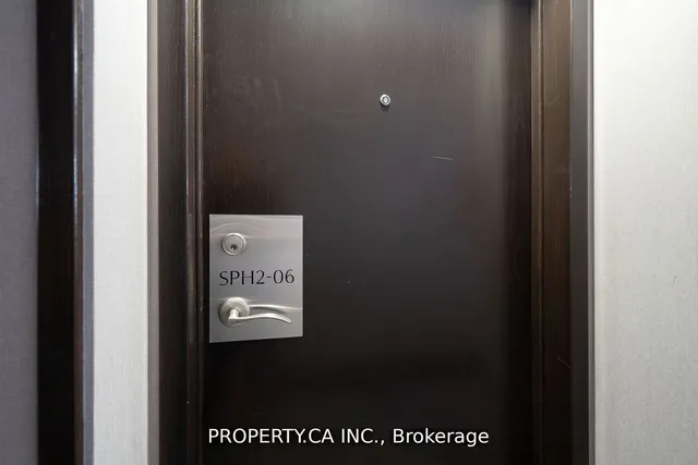 Additional image 24 of 10 Queens Quay Unit SPH2406