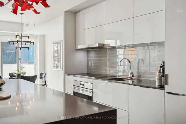 Additional image 5 of 1 Bloor St Unit 6805