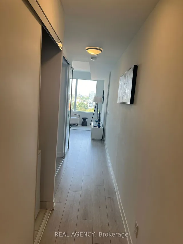 Additional image 13 of 270 Dufferin St Unit 821