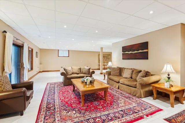 Additional image 30 of 5 Weston Wood Rd