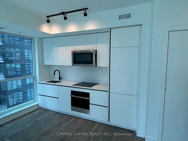 Additional image 5 of 327 King St Unit 3003