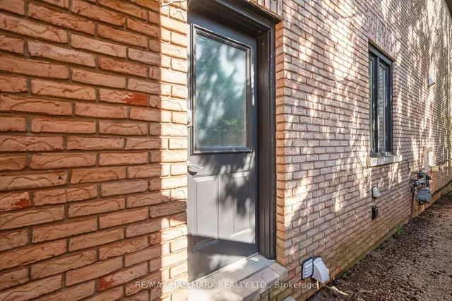 Additional image 33 of 140 Bathgate Dr