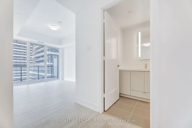 Additional image 12 of 30 Inn On The Park Dr Unit 1210