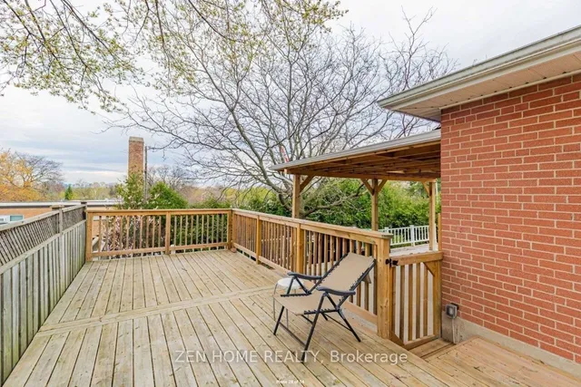 Additional image 32 of 38 Cresthaven Dr