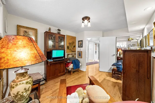 Additional image 13 of 15 Maitland Pl Unit 906