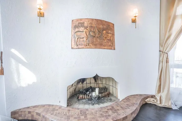 Additional image 16 of 395 Markland Dr