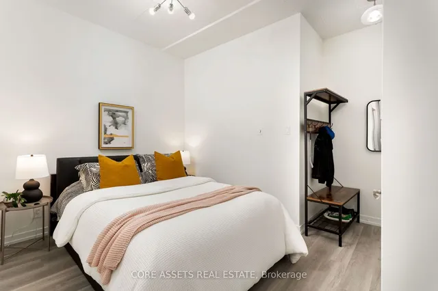 Additional image 19 of 127 Queen St Unit 1002