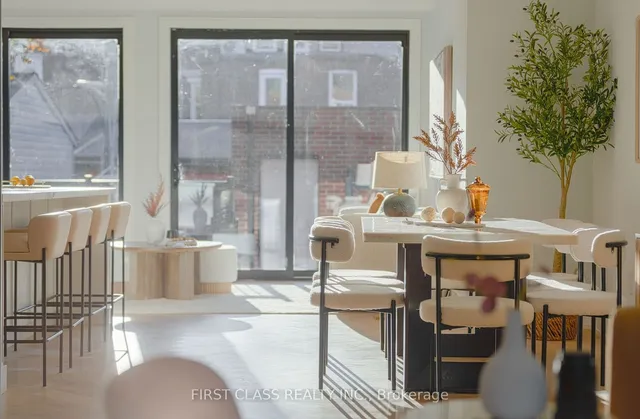 Additional image 18 of 144 Beatrice St