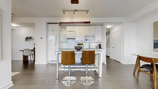 Additional image 11 of 30 Nelson St Unit 3701