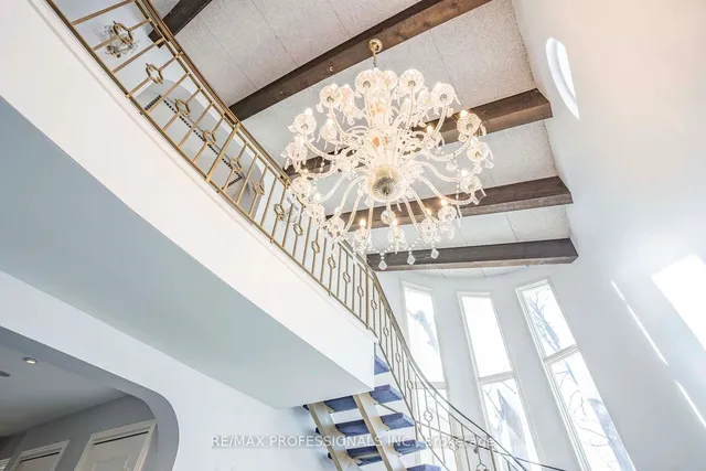 Additional image 12 of 395 Markland Dr