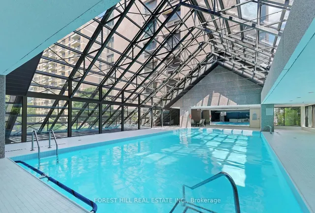 Additional image 26 of 449 Walmer Rd Unit 902