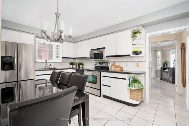 Additional image 14 of 168 Dunraven Dr