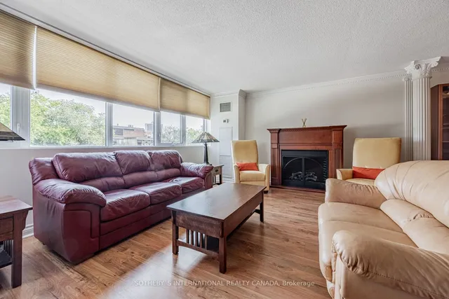 Additional image 3 of 256 Jarvis St Unit 3B
