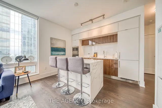 Additional image 9 of 10 York St Unit 3303