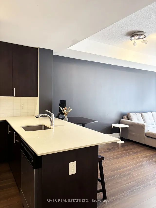 Additional image 9 of 560 Front St Unit 908