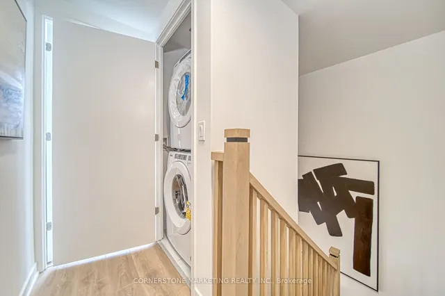 Additional image 17 of 8 Tippett Rd Unit 102