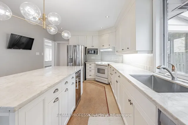 Additional image 17 of 54 Robin Hood Rd