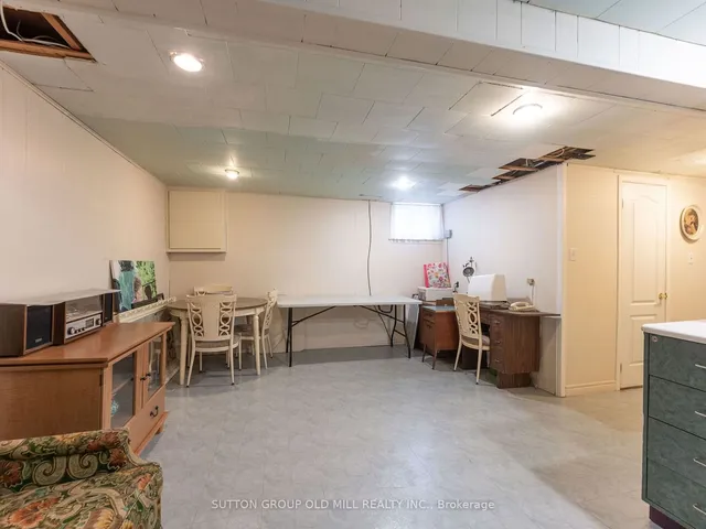 Additional image 27 of 31 Demaris Ave