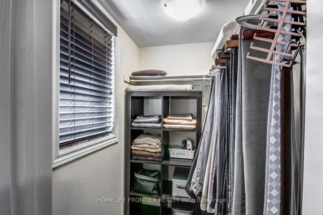 Additional image 20 of 137 Isaac Devins Blvd Unit 6