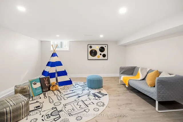 Additional image 34 of 22 Fernside Crt