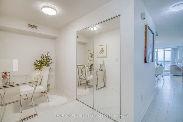 Additional image 23 of 21 Iceboat Terr Unit 2608