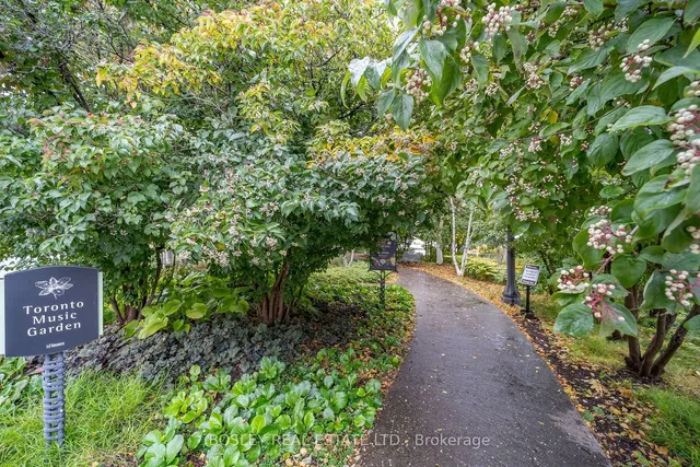 Additional image 39 of 550 Queens Quay Unit 318