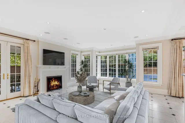 Additional image 11 of 8 Binscarth Rd