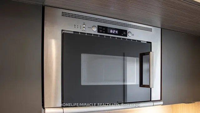 Additional image 21 of 575 Bloor St Unit 2905