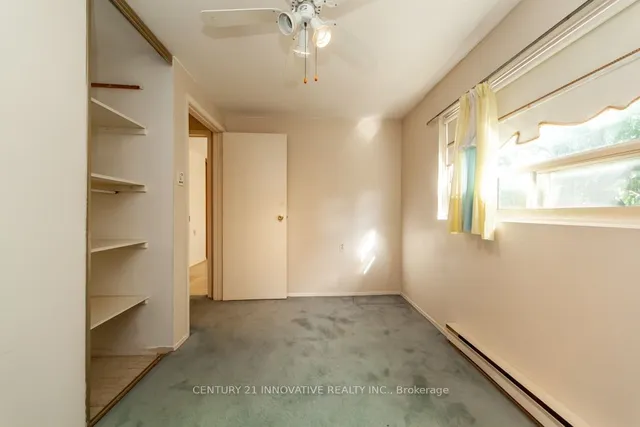 Additional image 35 of 5 Wiggens Crt