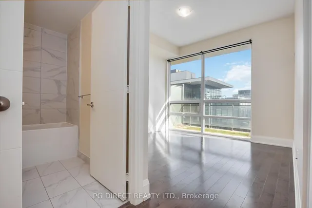 Additional image 4 of 460 Adelaide St Unit PH108