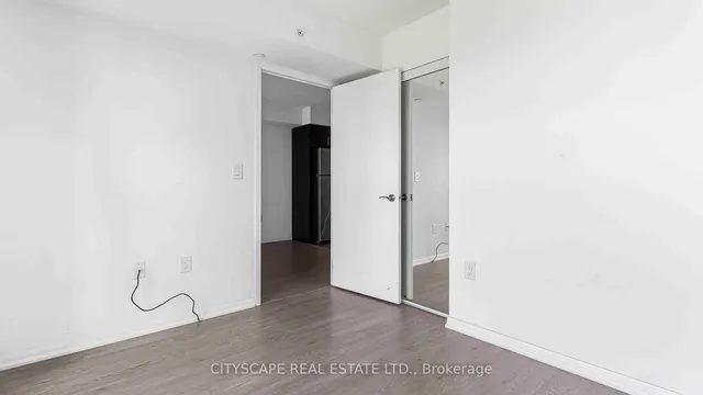 Additional image 15 of 830 Lawrence Ave Unit 1412