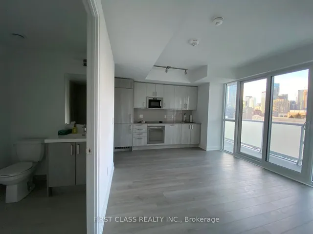 Additional image 16 of 77 Mutual St Unit 1809