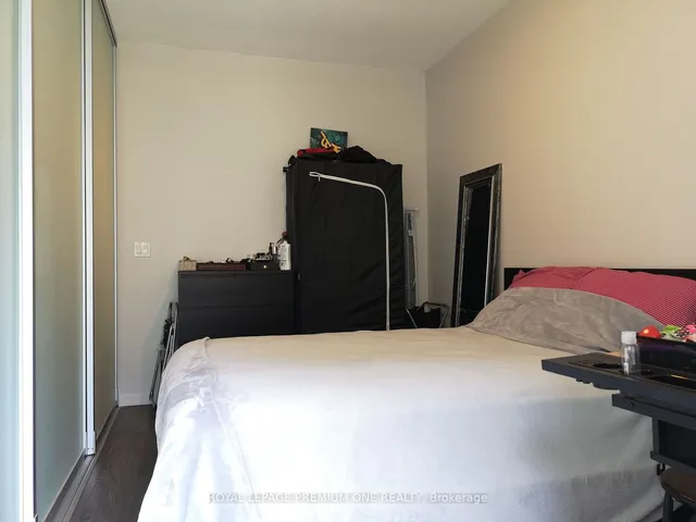 Additional image 12 of 75 East Liberty St Unit 1718