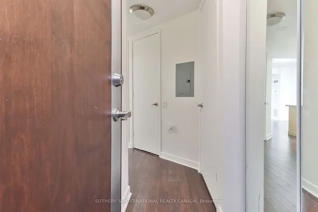 Additional image 4 of 85 Bloor St Unit 208