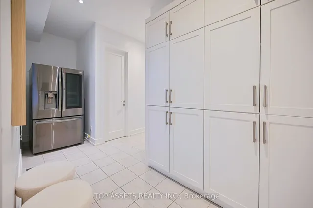 Additional image 13 of 165 Strathnairn Ave