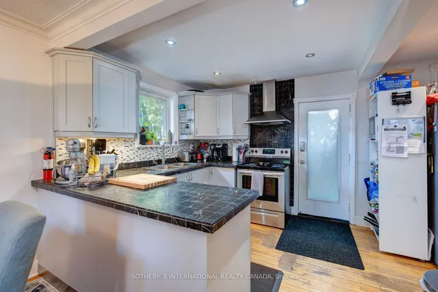 Additional image 7 of 1173 Broadview Ave