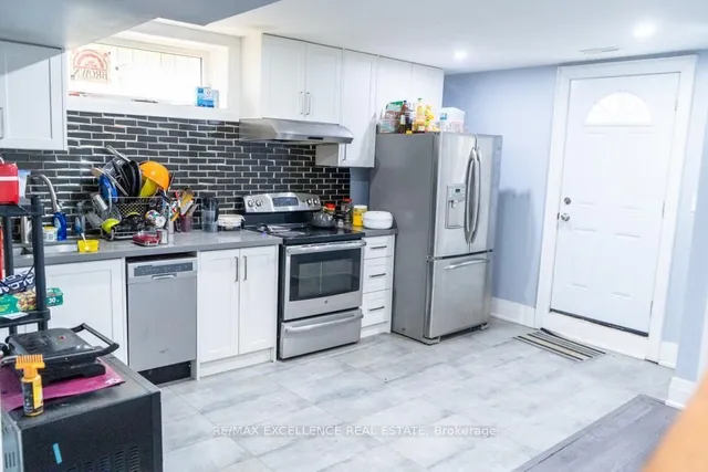 Additional image 25 of 721 Midland Ave