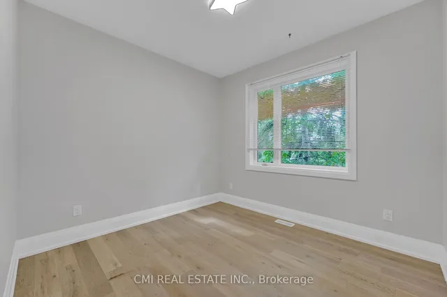 Additional image 25 of 75 Kenilworth Ave