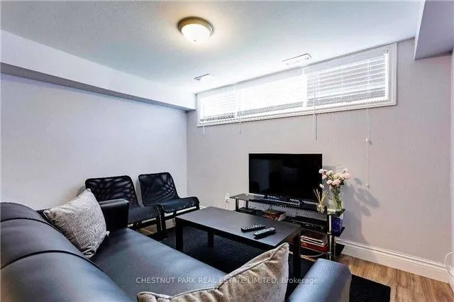 Additional image 21 of 64 Mulholland Ave