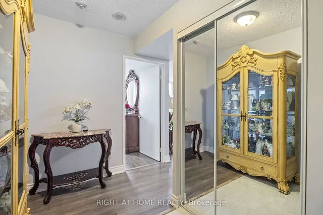 Additional image 4 of 330 Mccowan Rd Unit 212