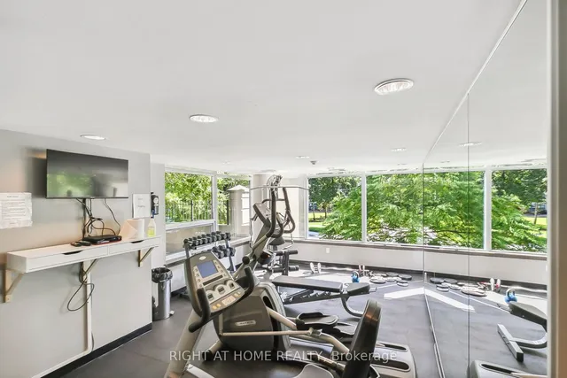 Additional image 21 of 18 Valley Woods Rd Unit PH104