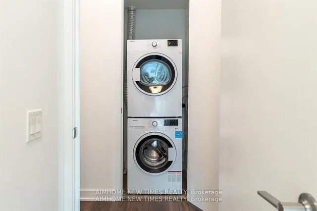 Additional image 8 of 125 Blue Jays Way Unit 3311