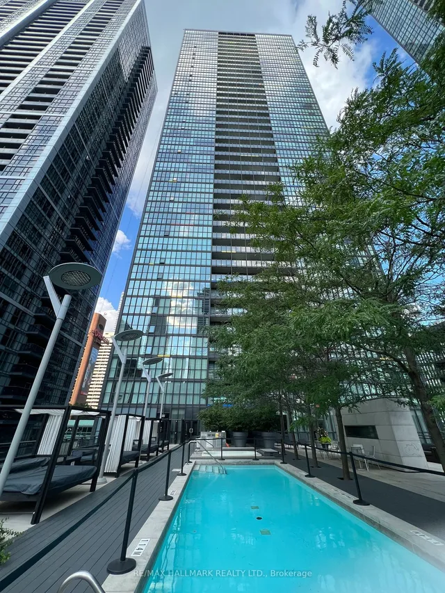 110 Charles St Unit 2905