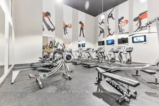 Additional image 19 of 1030 King St Unit 431