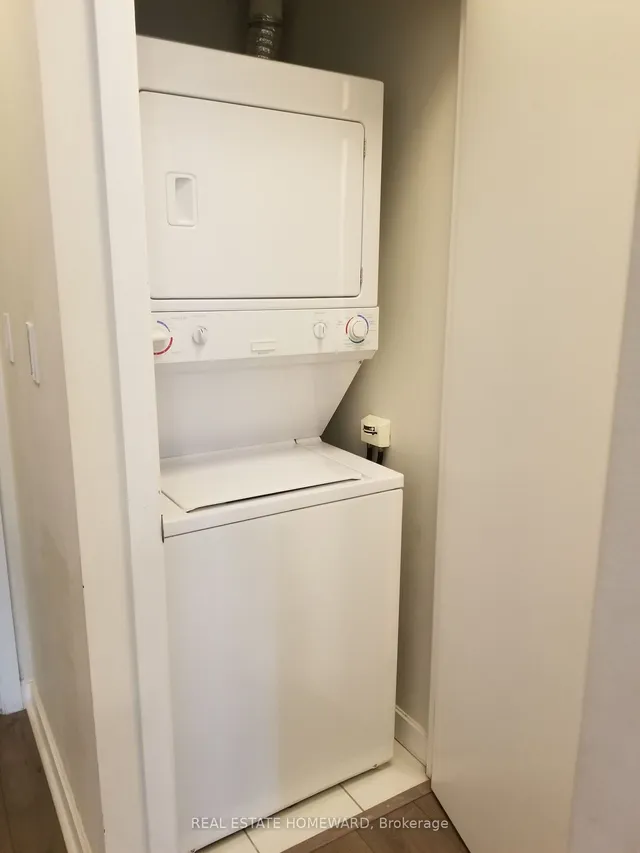 Additional image 8 of 33 Bay St Unit 302