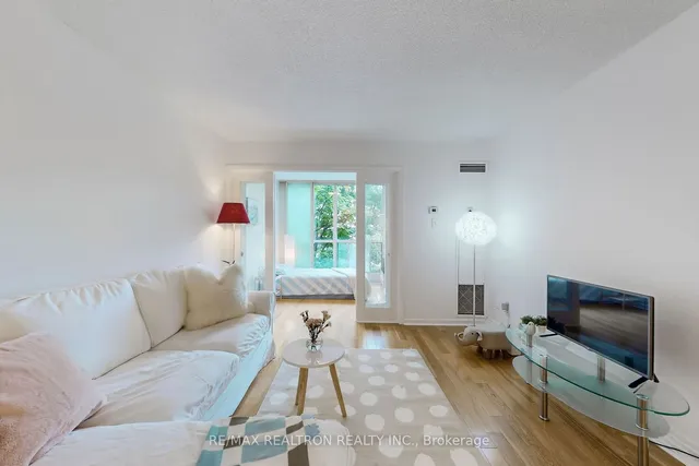 Additional image 6 of 95 Prince Arthur Ave Unit 311