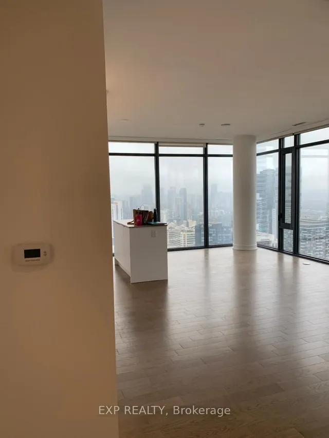 Additional image 18 of 20 Lombard St Unit 4011